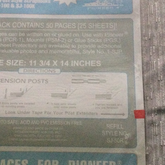 Scrapbook With Refills - Picture 8 of 8